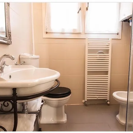 Grimaldi Ca Del Moro * Venise